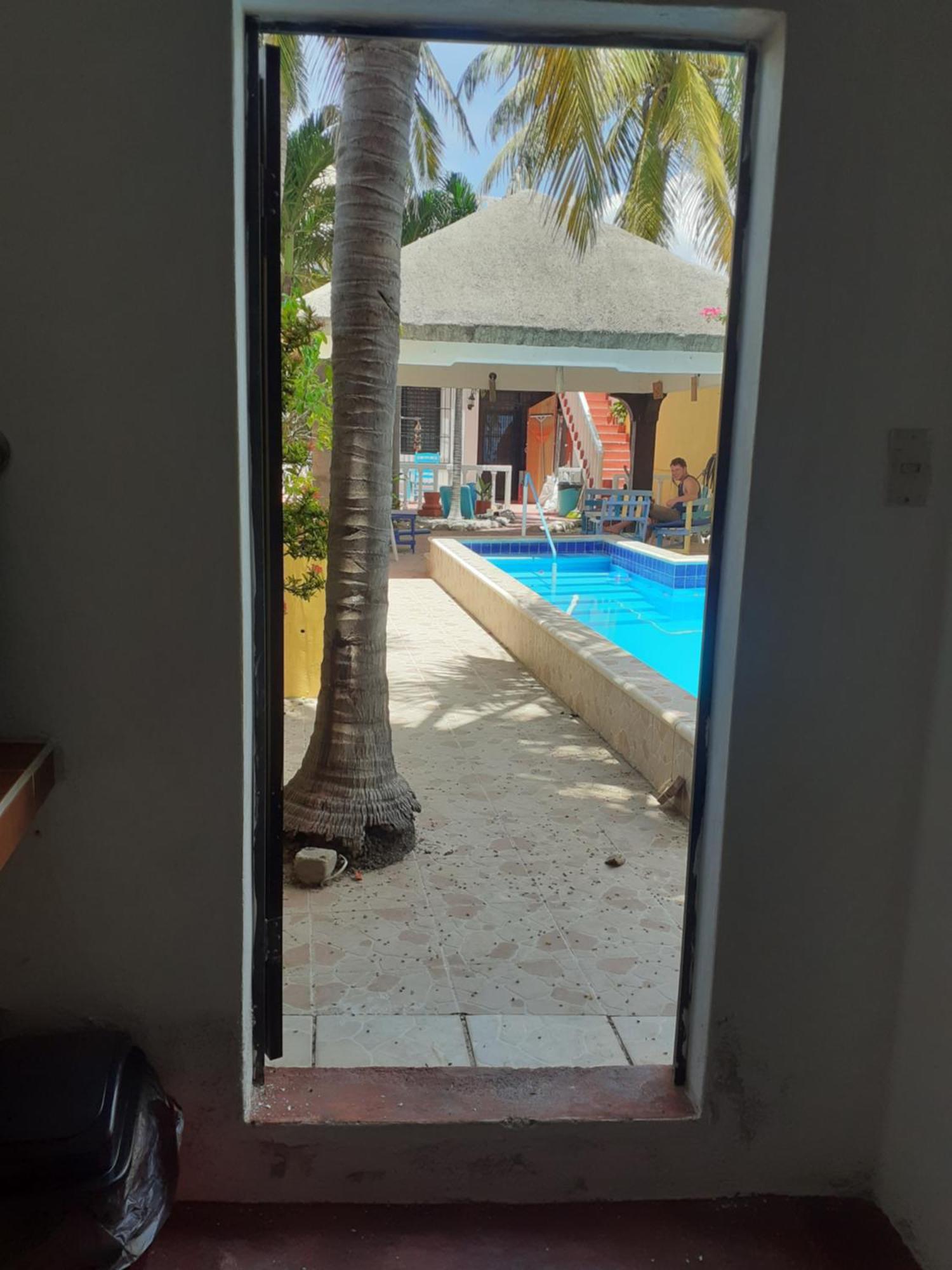 Malecon Beach House In Progreso 1 Block From Beach Buitenkant foto