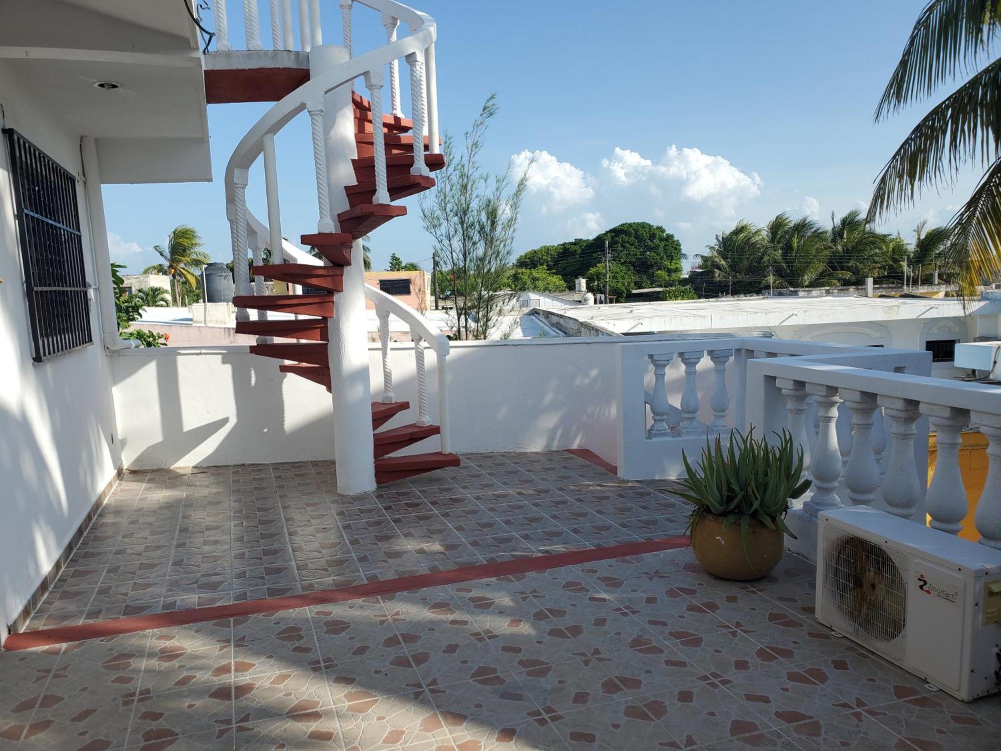 Malecon Beach House In Progreso 1 Block From Beach Buitenkant foto